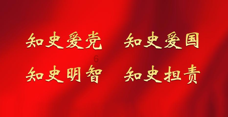 一直“漂泊”的他，终于歇下来开了小面馆，看店名他仿佛还在路上